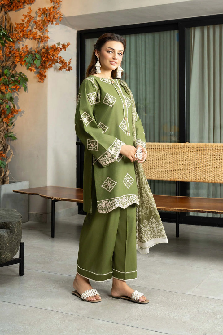 Solid Story by Panache Pret Solids Lawn 3 Piece Vana