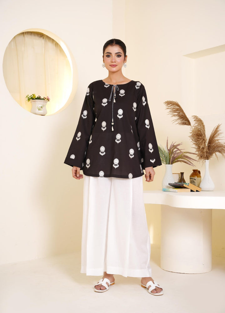 Ghazal by Tosheeza Saith Pret Embroidered Lawn 2 Piece Suit Nocture Naqsh