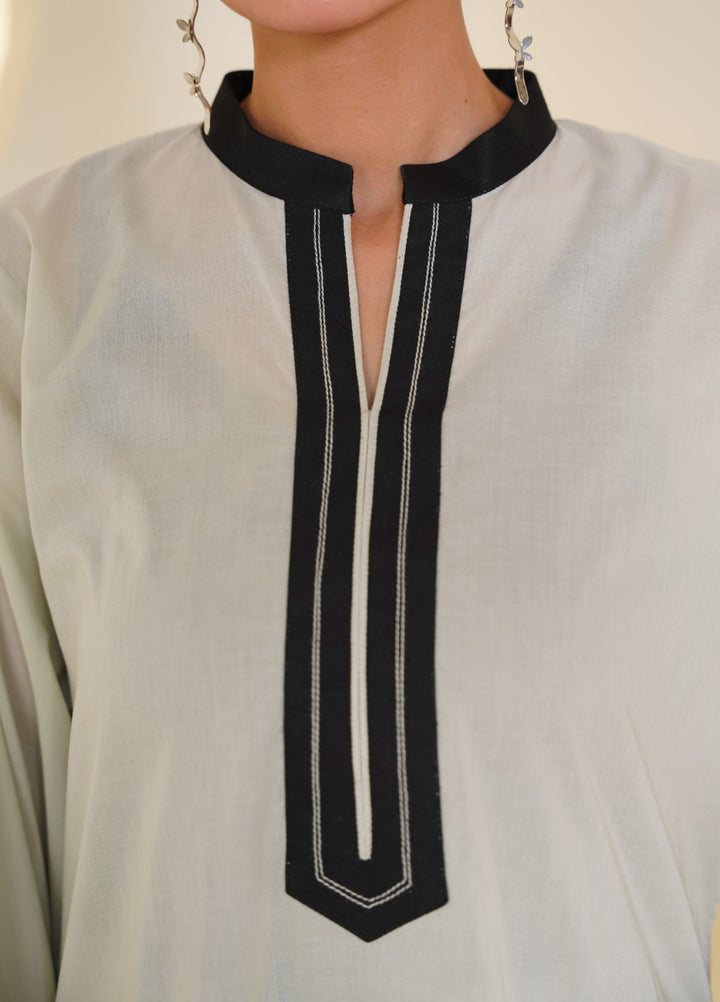 Ghazal by Tosheeza Saith Pret Embroidered Lawn 2 Piece Suit Saher-E-Safed