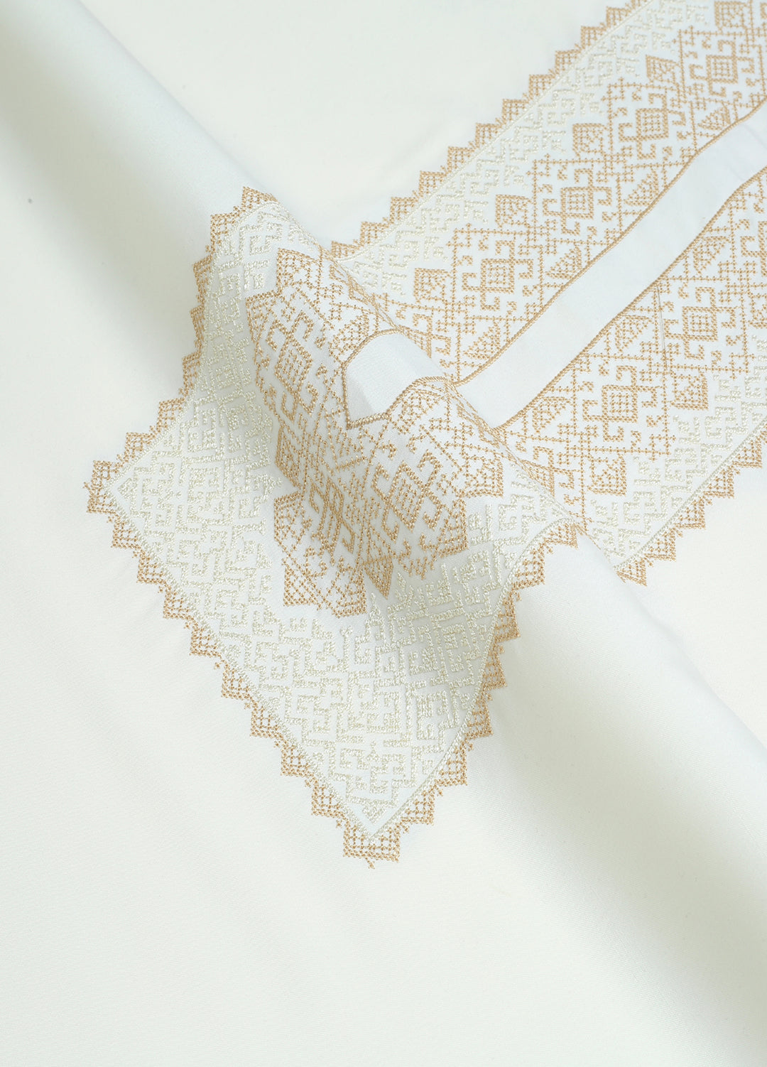 Monochorme by fabrich Men Unstitch Cross-Stitch Embroidered Neckline Kameez Shalwar Cream GTS-FE-016 - Casual Collection