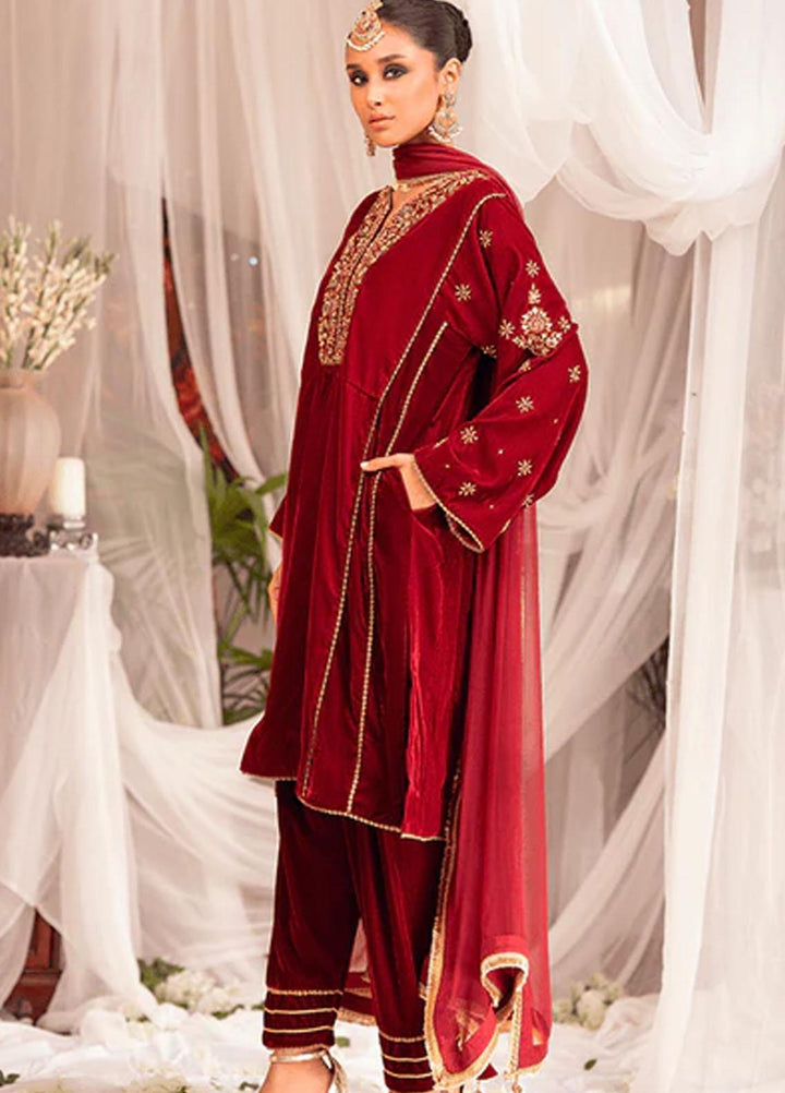 Zaaviay Luxury Pret Embroidered Velvet 3 Piece Suit ZBHM22-03 ZENIA