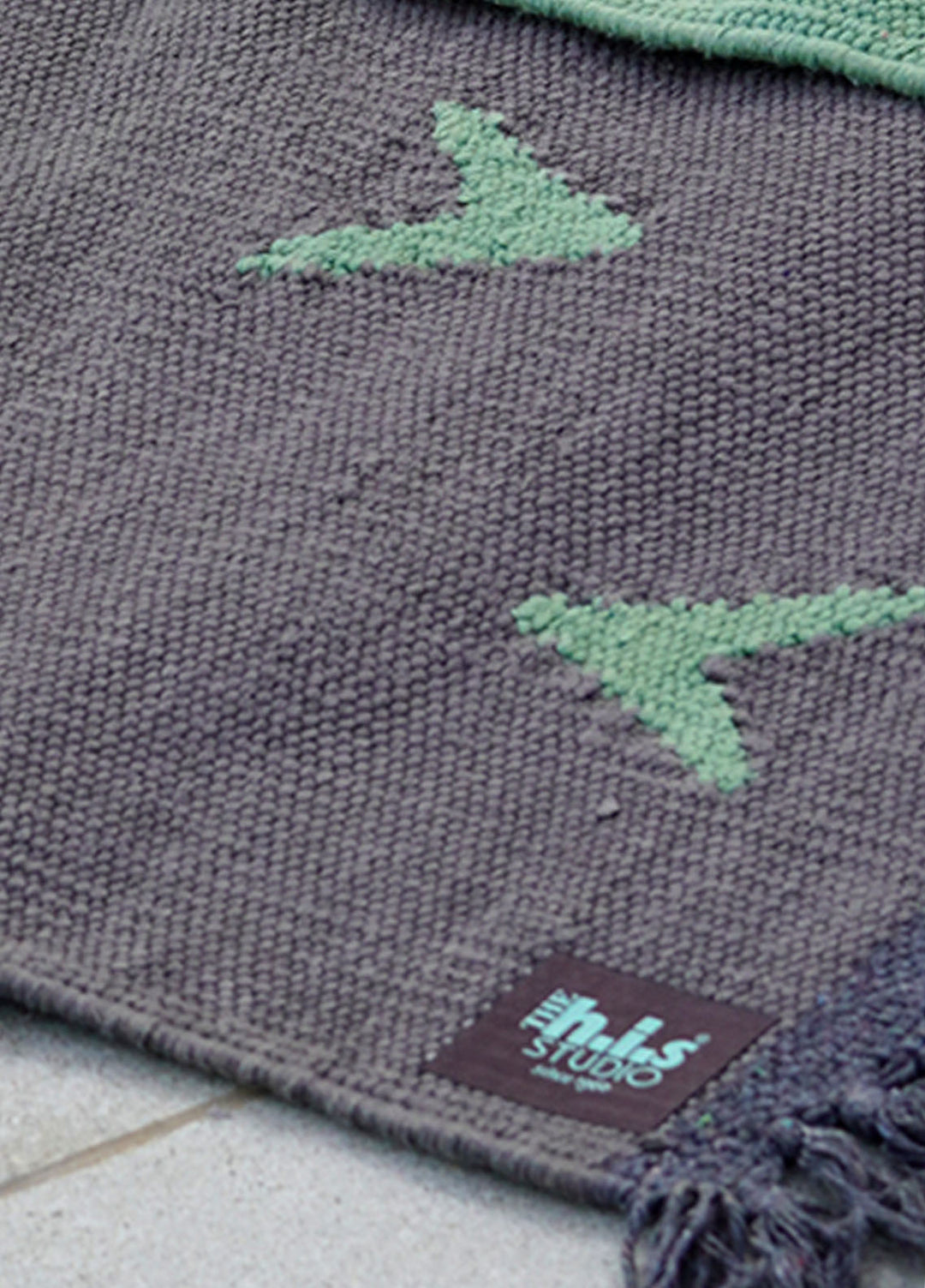 Birds R-25006-Charcoal/Green