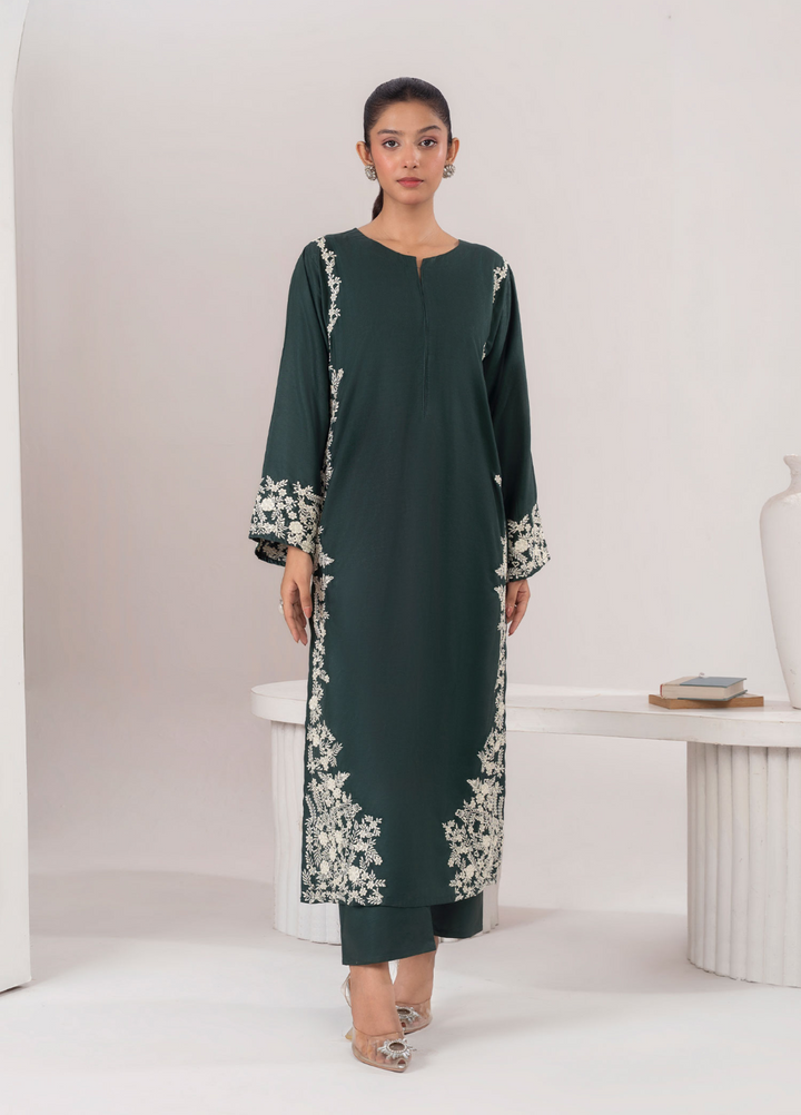 Lamhay by Haniya Mahnoor Pret Embroidered Linen 2 Piece Suit Emerald
