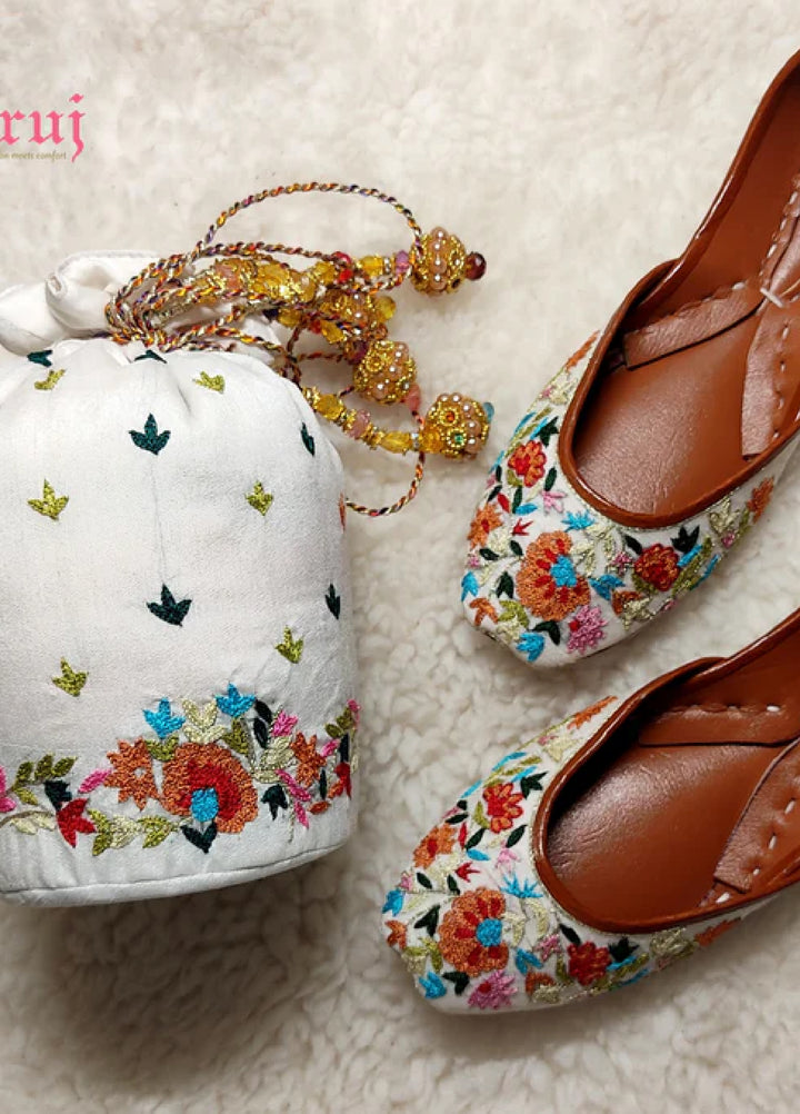 Zuruj Festive Style  Potli X Khussa  PL-116