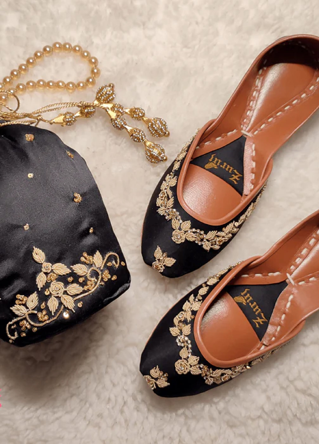 Zuruj Festive Style  Potli X Khussa  PL-110