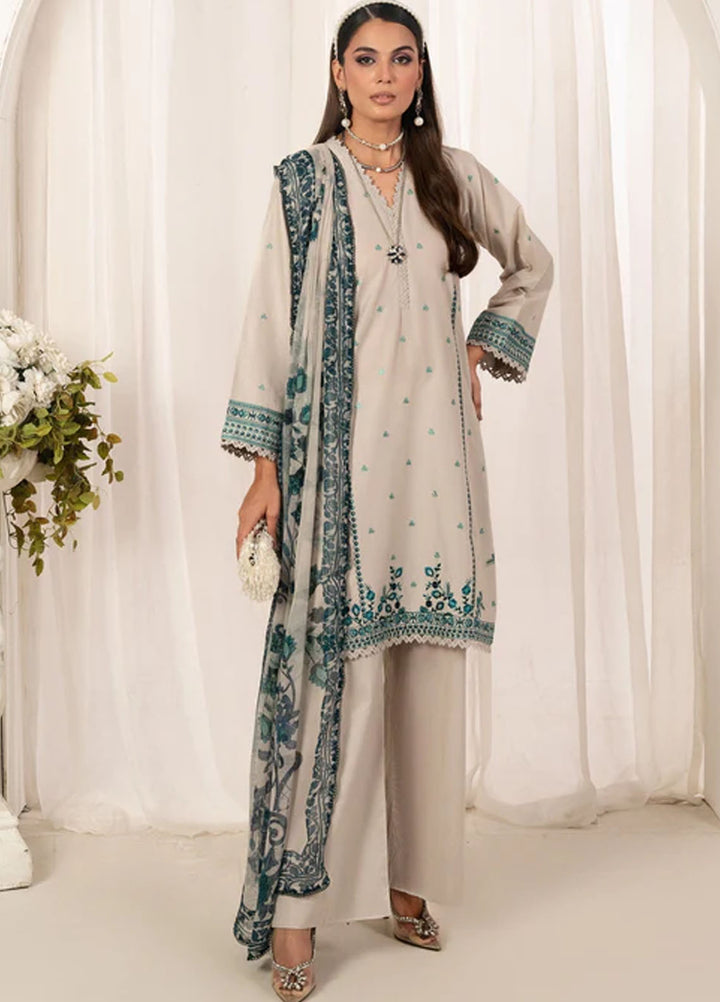 Autumn Echo by Meerak Pret Embroidered Cambric 3 Piece Suit Hooriya