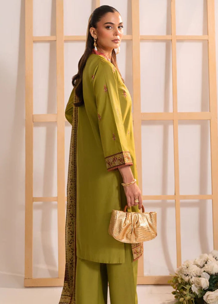 Autumn Echo by Meerak Pret Embroidered Cambric 3 Piece Suit Nayla