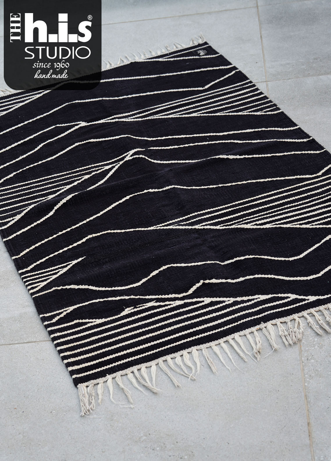 The h.i.s studio Area Rugs P.Dot R- 25003-Bone/Black