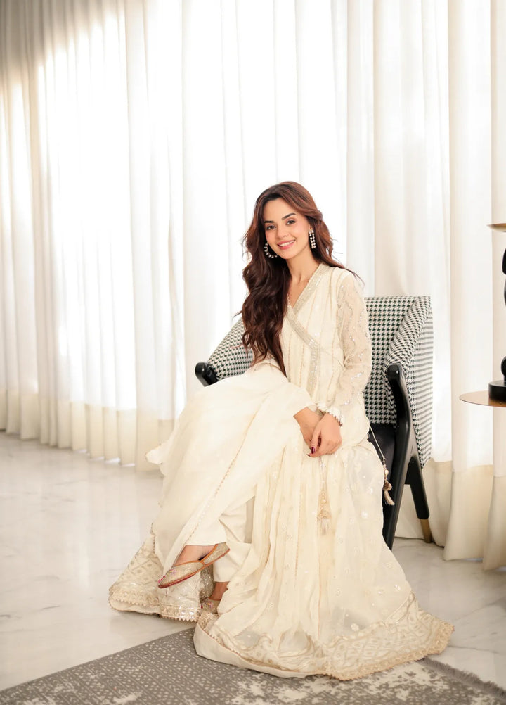 Abaan Zohan Pret Embroidered Chiffon 3 Piece Suit Nayaab Off White