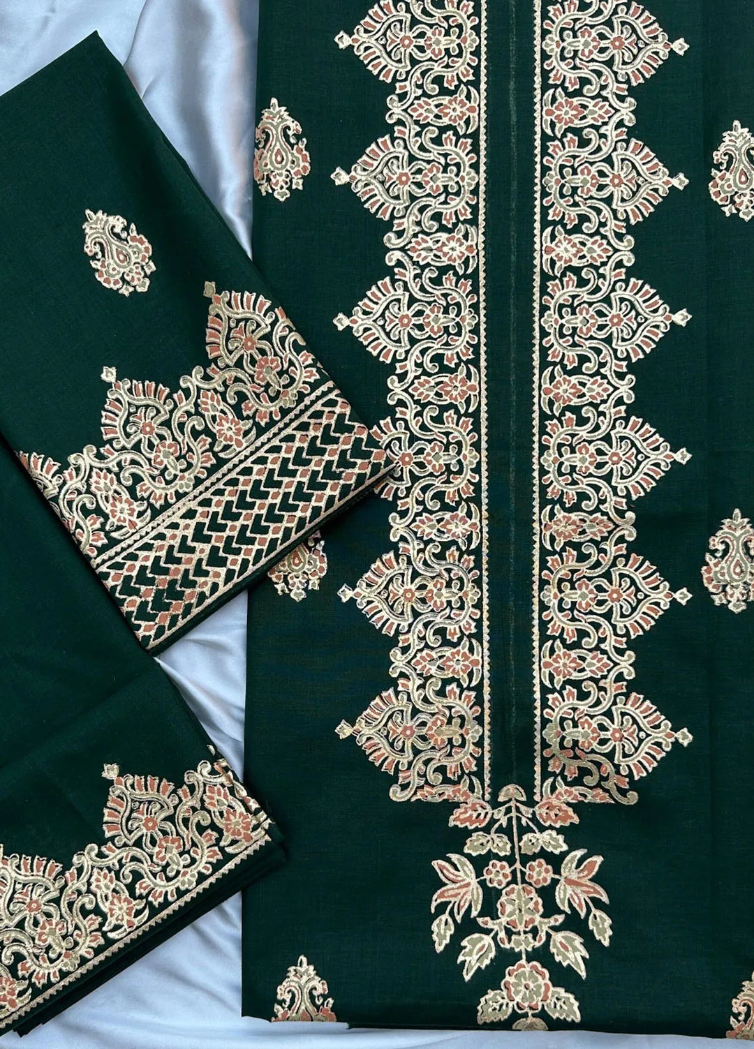 Adaa By Mahnoor Printed Cotton Lawn Suits Unstitched 2 Piece Forest Pine - Summer Collection