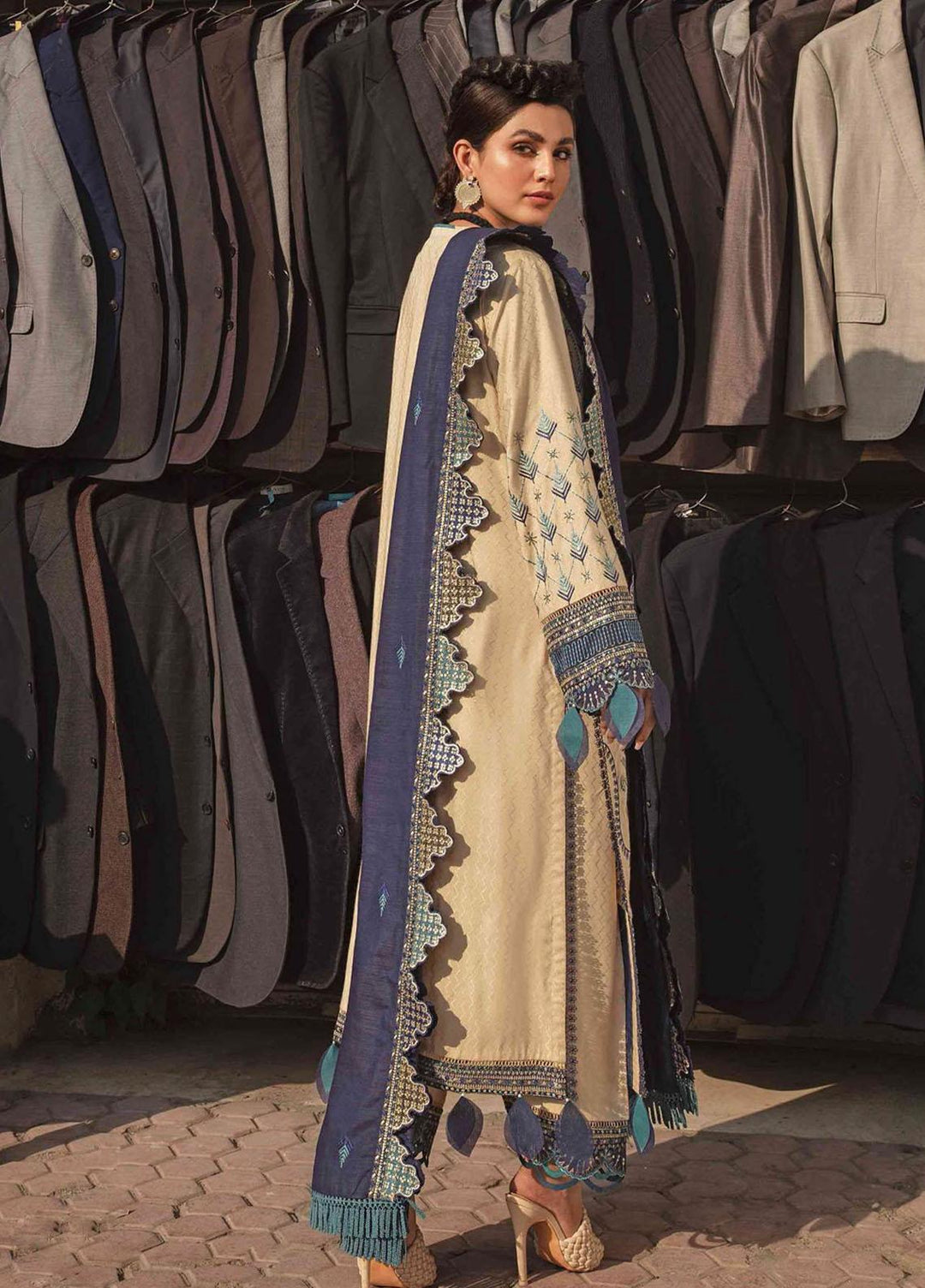 Sardiyoon Ki Kahani By Afrozeh Embroidered  Suits Unstitched 3 Piece AF21SK 03 Nureh - Winter Collection