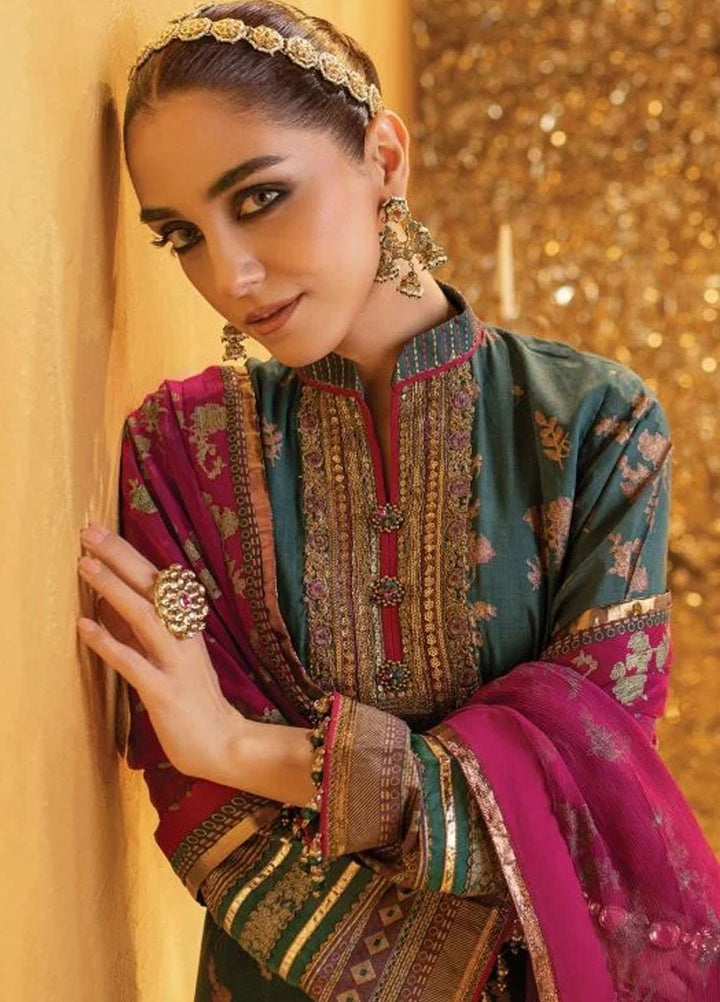 Al Karam Embroidered Lawn Suits Unstitched 3 Piece AK22FW FC-W-9C-22-3-Emerald Green - Festive Collection