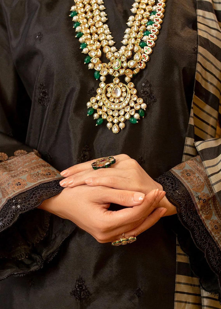 Al Karam Embroidered Yarn Suits Unstitched 3 Piece AK22FW FC-W-11D-22-3 Black - Festive Collection