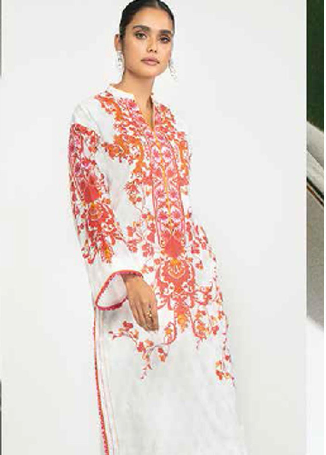 Al Karam Lawn Suits Unstitched 2 Piece AK22-SS3 SS-39.1-22-3 White - Spring / Summer Collection