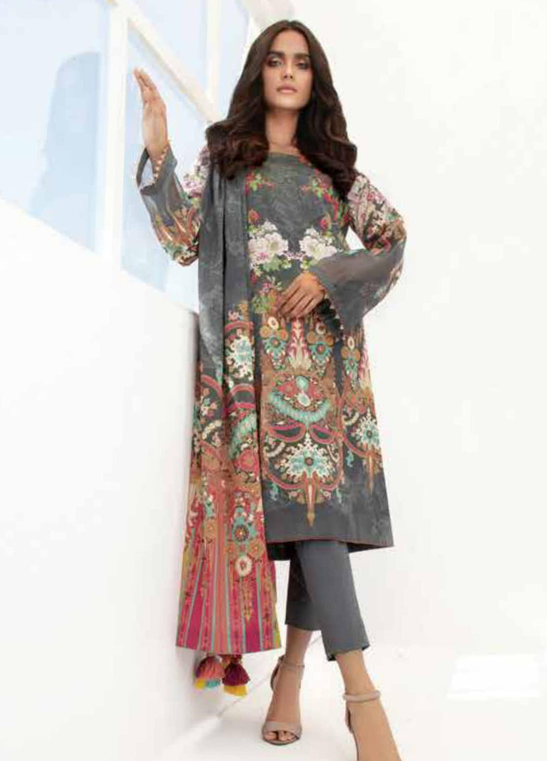 Al Karam Printed Lawn Suits Unstitched 3 Piece AK21S-2 SS-11.1-21-2-Grey - Summer Collection