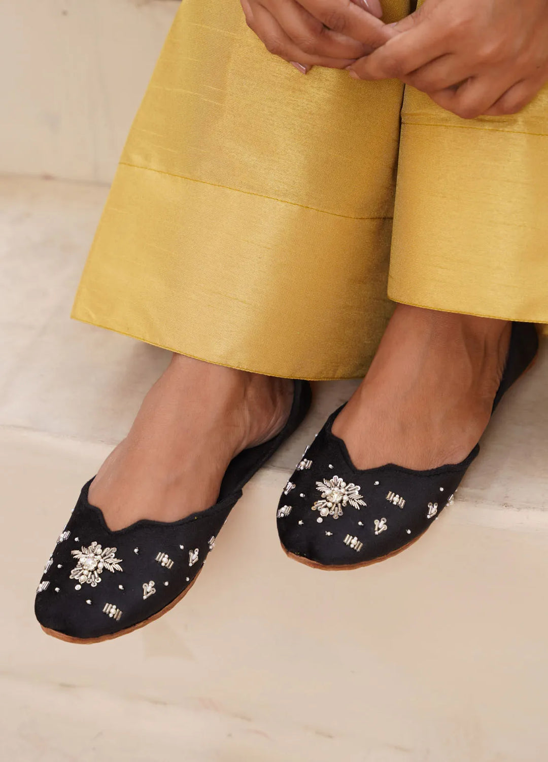 Anarkali by Saheliyan Women Khussa Luxury Black