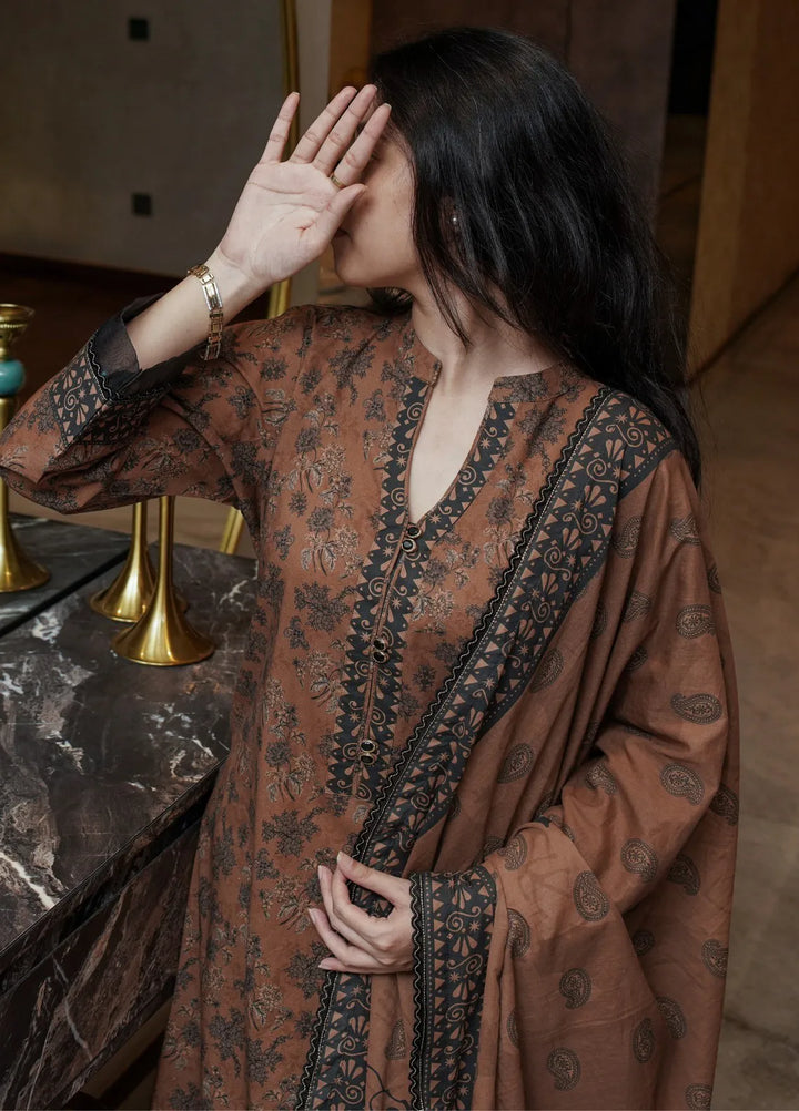 Annafeu Apparels Printed Cambric Suits Unstitched 3 Piece ICV01-010 - Summer Collection