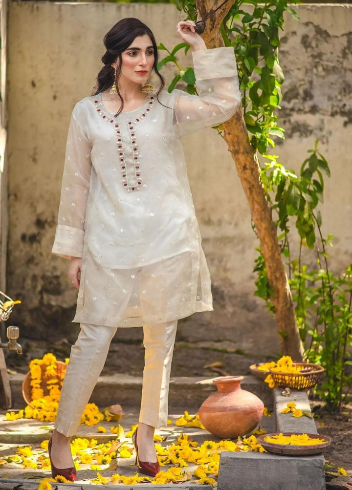 PSK Couture Pret Embroidered Organza 2 Piec Suit MAJESTIC PEARL