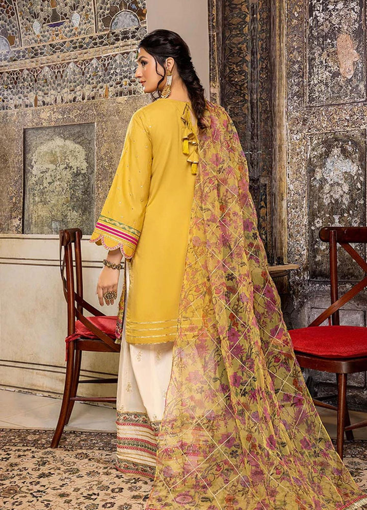 Charizma Luxury Pret  Lawn 3 Piece CNP22-29