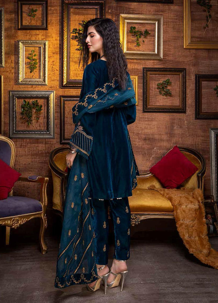 Signora By Charizma Embroidered Velvet Suits Unstitched 3 Piece CRZ21SV CVT-05 - Winter Collection