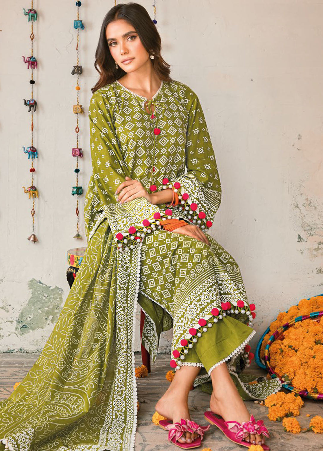 Chunri By Gul Ahmed Printed Lawn Suits Unstitched 3 Piece GA24C CL-42039B - Summer Collection