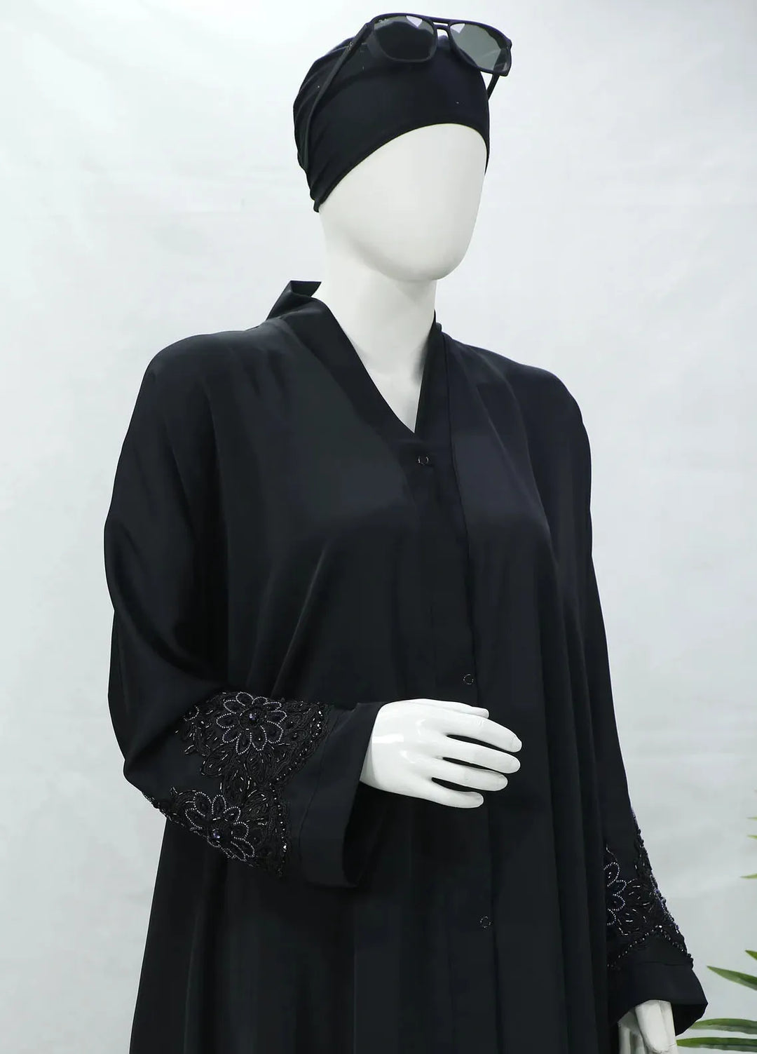 Clarity Glam Pret Embroidered Abaya Mahnoor