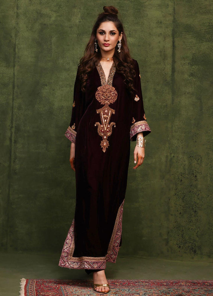Shamaeel Ansari Pret Embroidered Velvet 2 Piece Suit CE-07