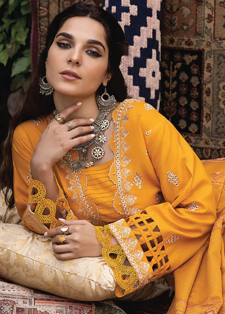 Denara By Humdum Embroidered Wool Suit Unstitched 3 Piece HD24D D-03 - Winter Collection