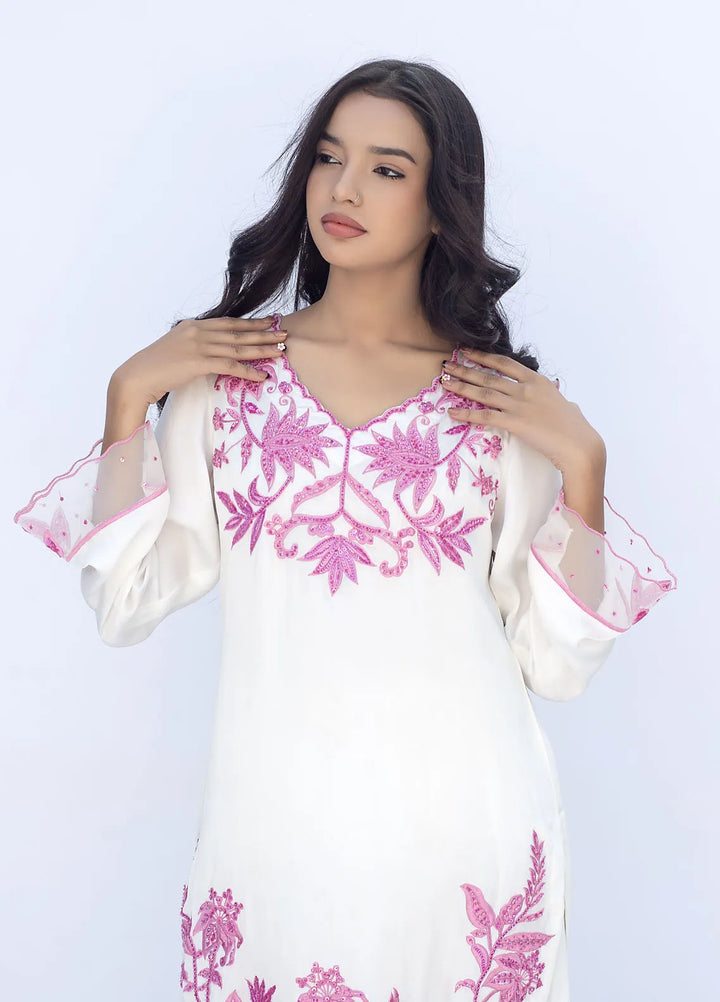 Eman Butt Pret Embriodered shamose silk 3 Piece Suit Elira