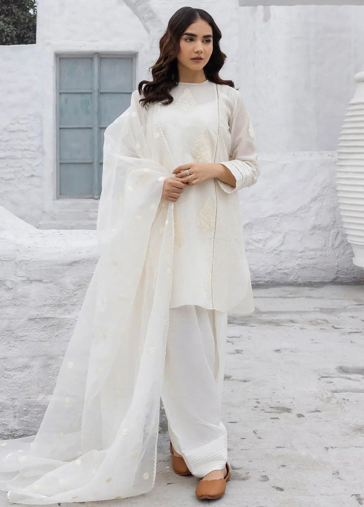 Erum Khan Pret Embroidered Cotton Karandi 3 Piece Suit Maha