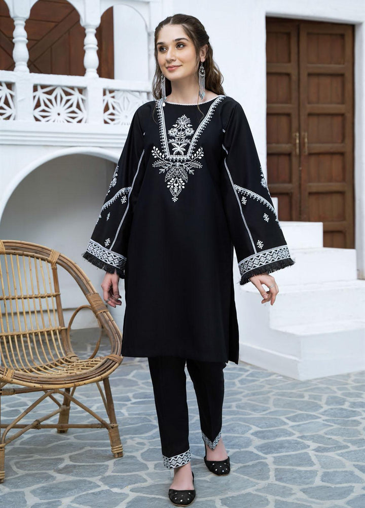 Esra Fashion Casual Pret Embroidered Lawn Kurtis D-08 BLACK