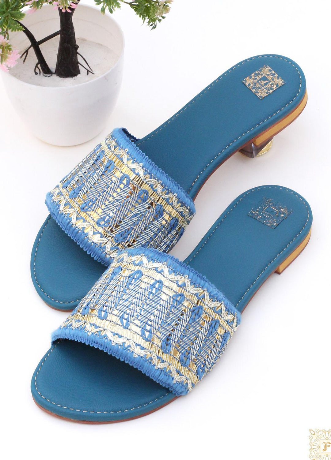 Fareeha by Tassels Casual Style Sliders MUSAVVIRA SE 89