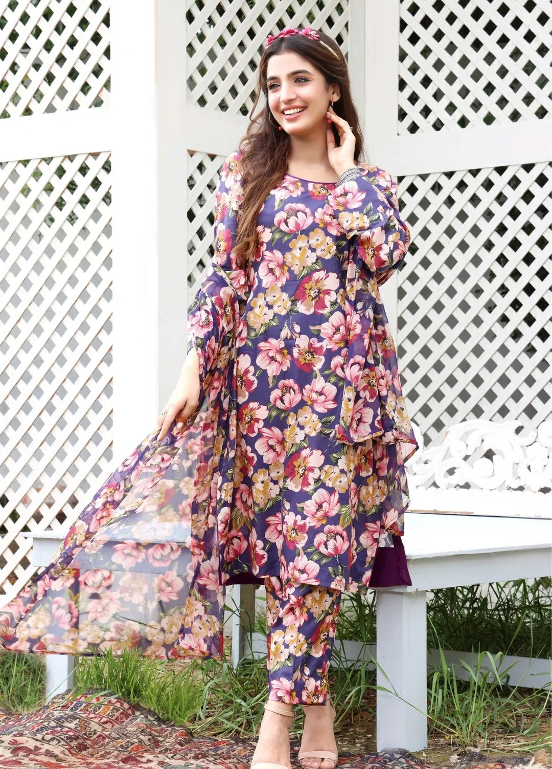 Feathers Pret Printed Lawn 3 Piece Suit Majestic Bloom
