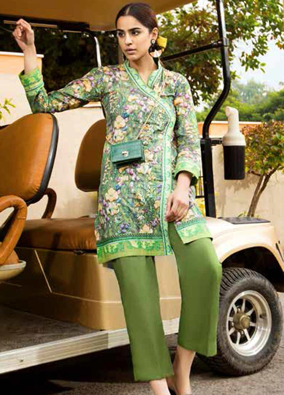 Gul Ahmed Printed Lawn Unstitched Kurties GA21BG SL-939 B - Summer Collection