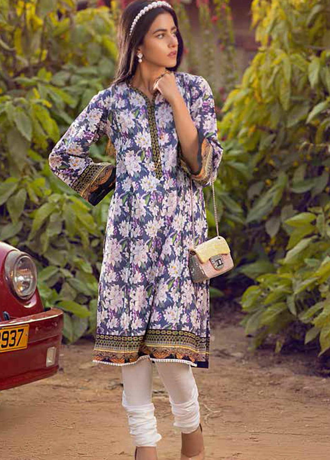 Gul Ahmed Printed Lawn Unstitched Kurties GA21BG SL-946 B - Summer Collection