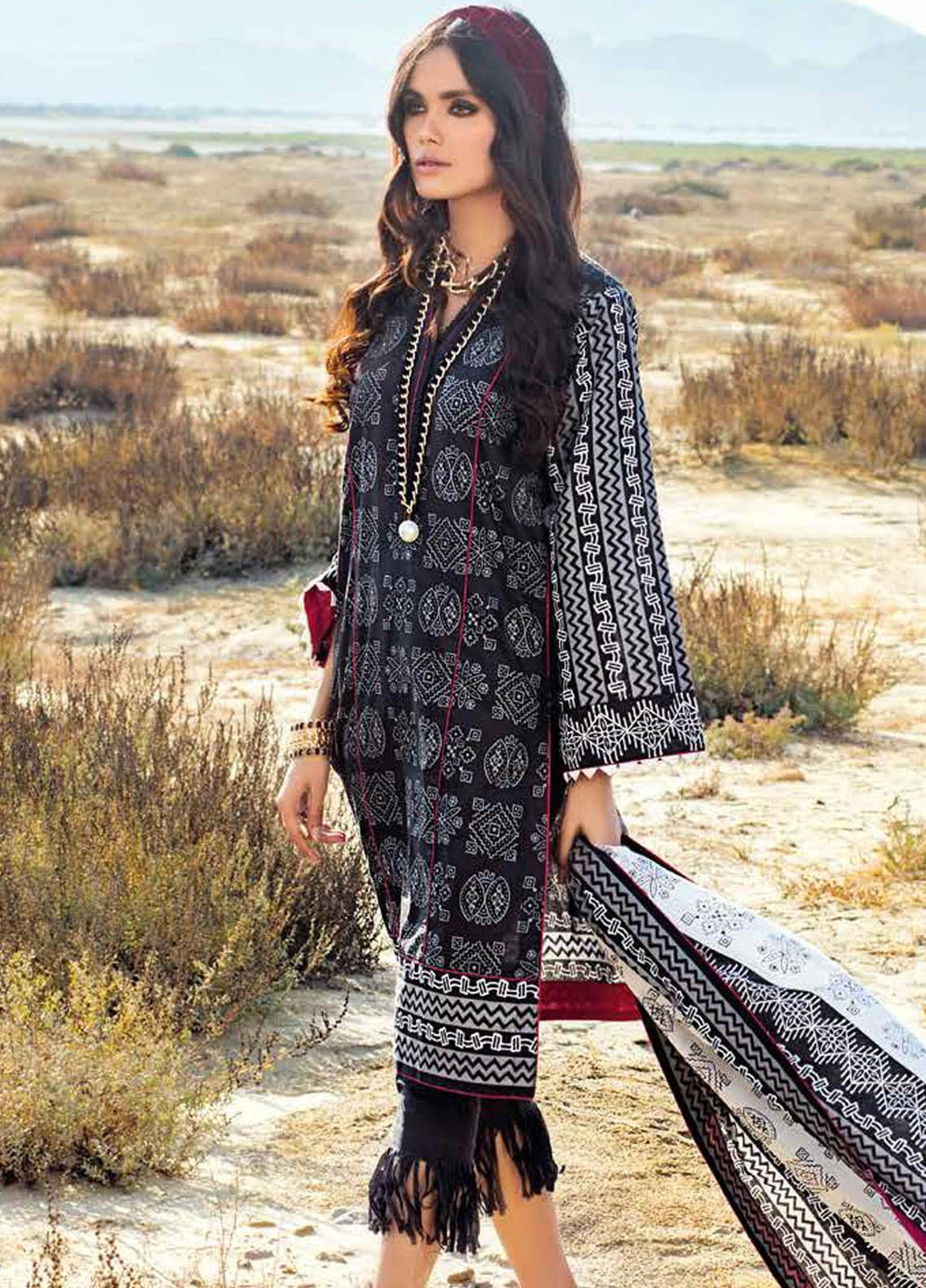 Gul Ahmed Printed Lawn Suits Unstitched 3 Piece GA21BL B79 - Summer Collection