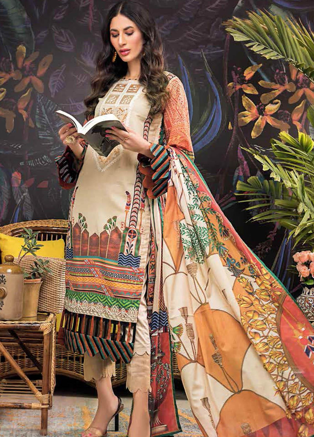 Gul Ahmed Embroidered Lawn Suits Unstitched 3 Piece GA21BL CL1033 - Summer Collection