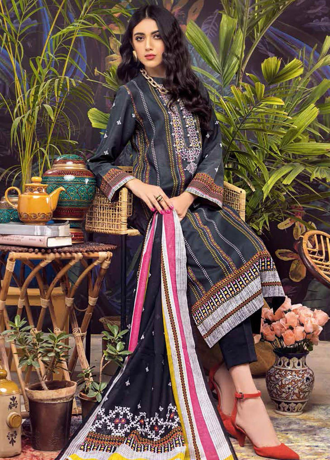 Gul Ahmed Embroidered Lawn Suits Unstitched 3 Piece GA21BL CL1042 - Summer Collection