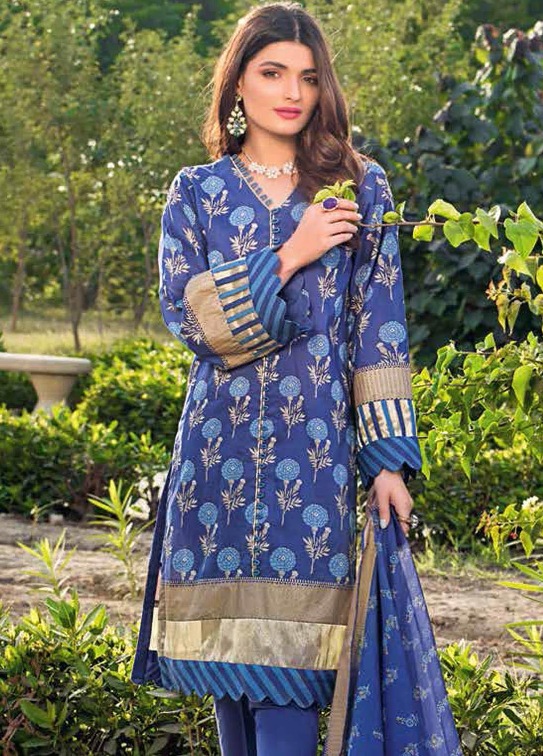 Gul Ahmed Printed Lawn Suits Unstitched 3 Piece GA21BL CL1085B - Summer Collection