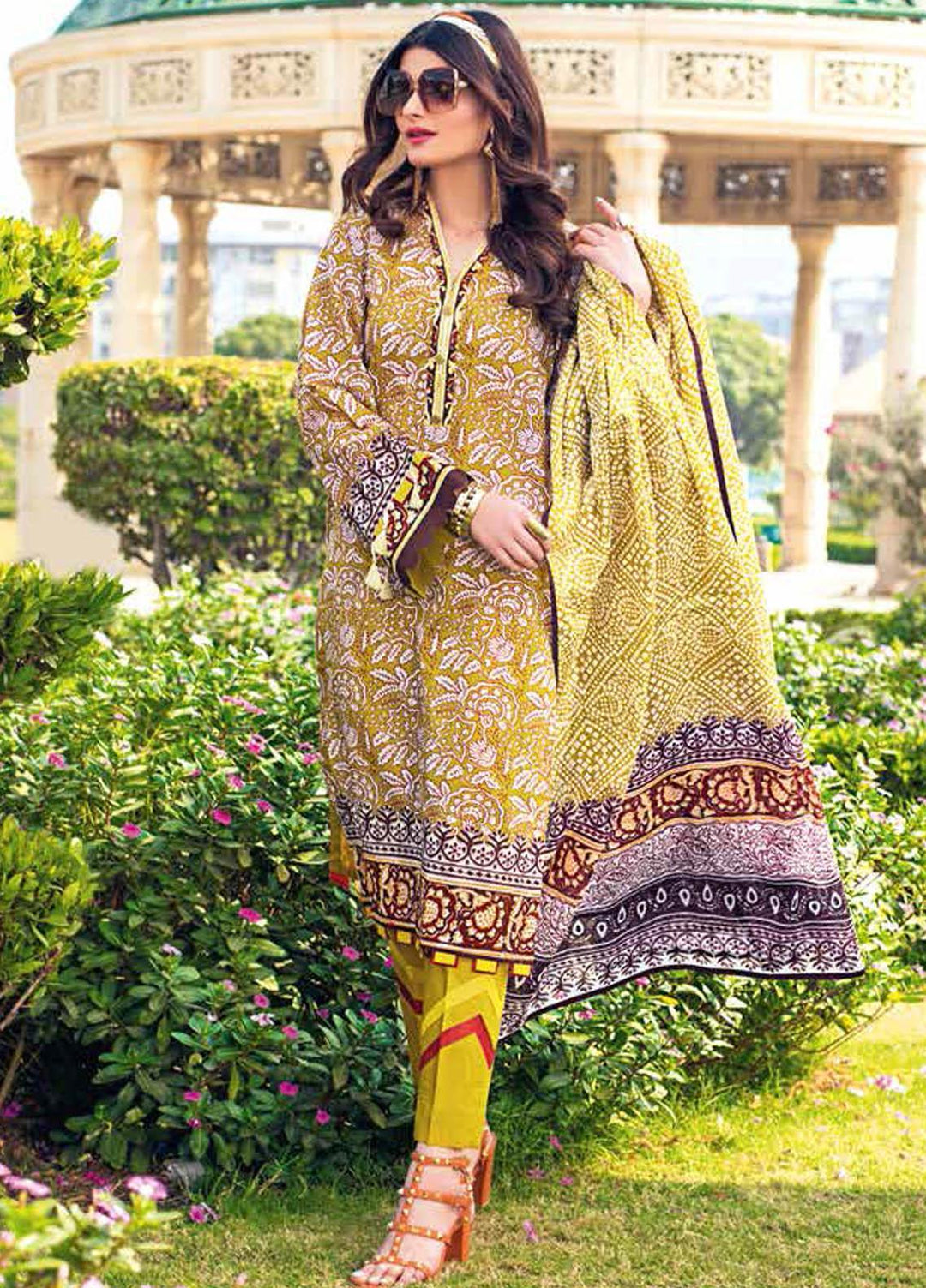 Gul Ahmed Printed Lawn Suits Unstitched 3 Piece GA21BL CL1134B - Summer Collection