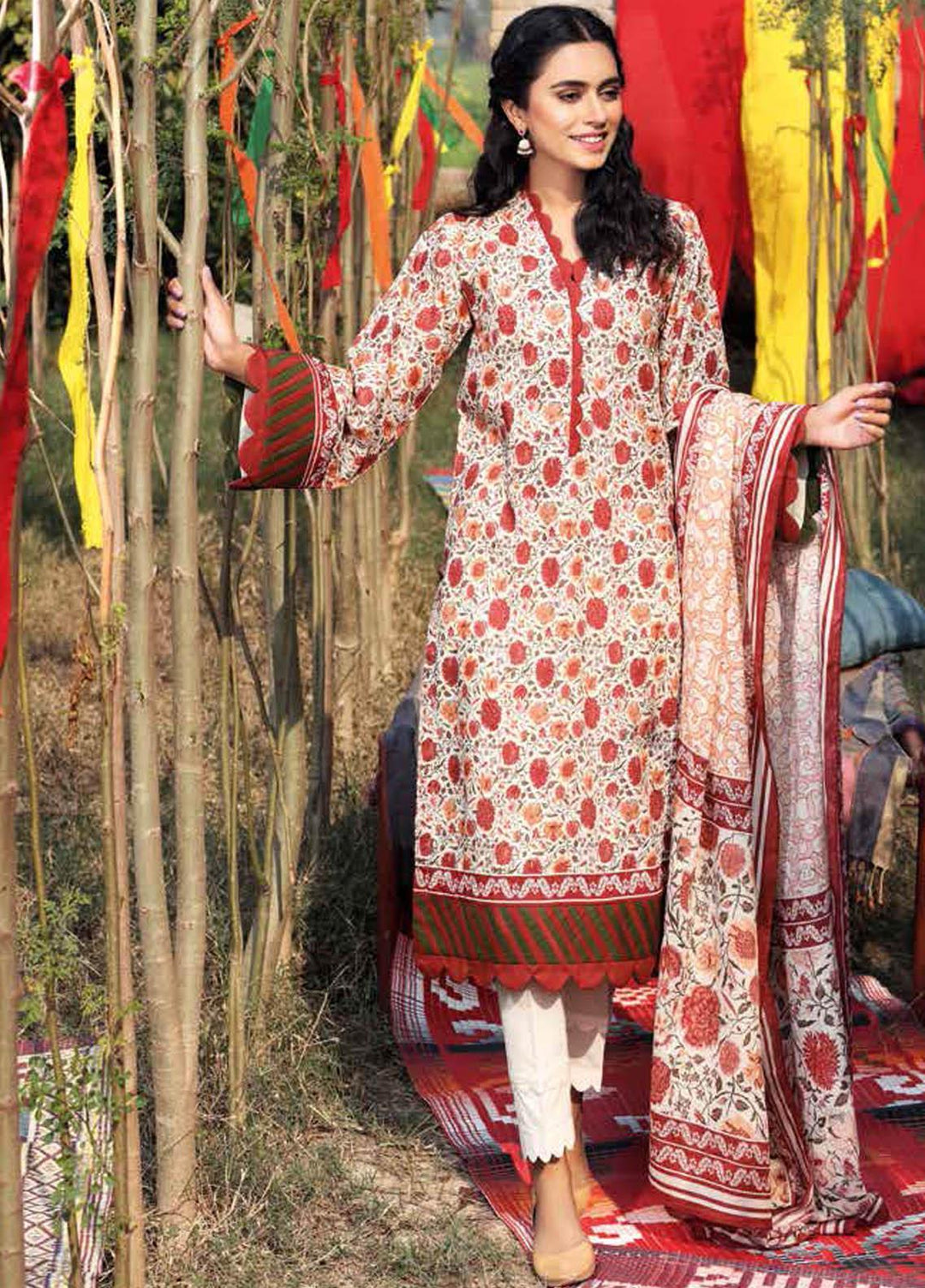 Gul Ahmed Printed Lawn Suits Unstitched 3 Piece GA21BL CL1176B - Summer Collection