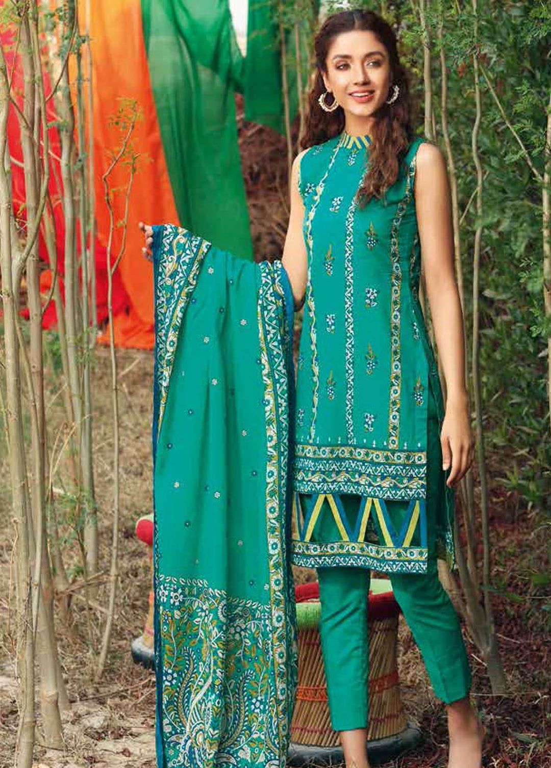 Gul Ahmed Printed Lawn Suits Unstitched 3 Piece GA21BL CL1181A - Summer Collection