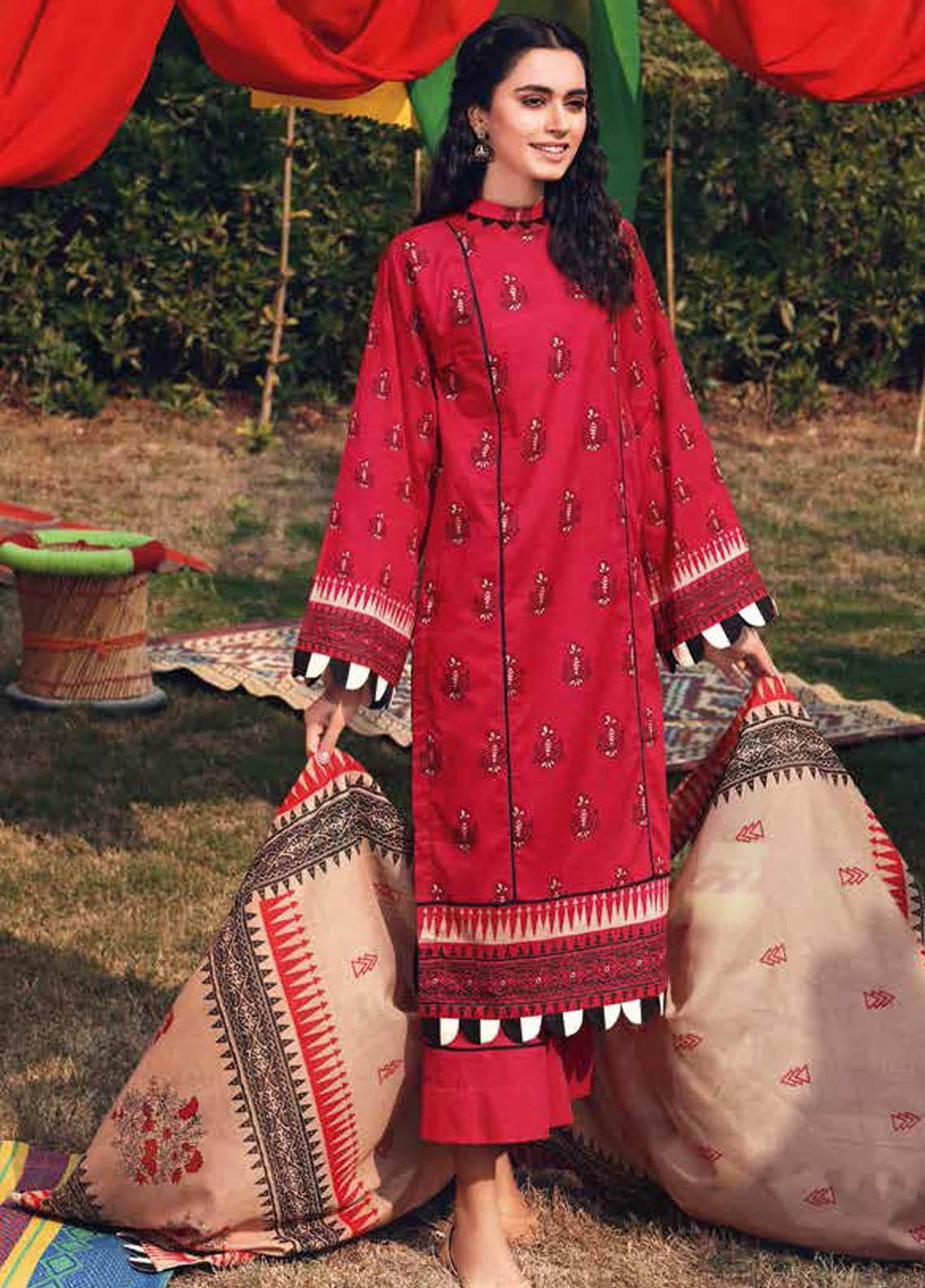 Gul Ahmed Printed Lawn Suits Unstitched 3 Piece GA21BL CL1183B - Summer Collection