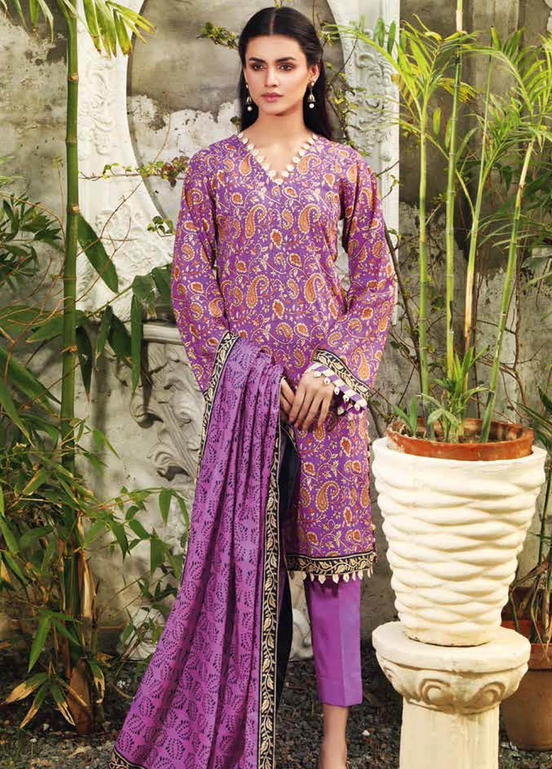 Gul Ahmed Printed Lawn Suits Unstitched 3 Piece GA21BL CL1184B - Summer Collection