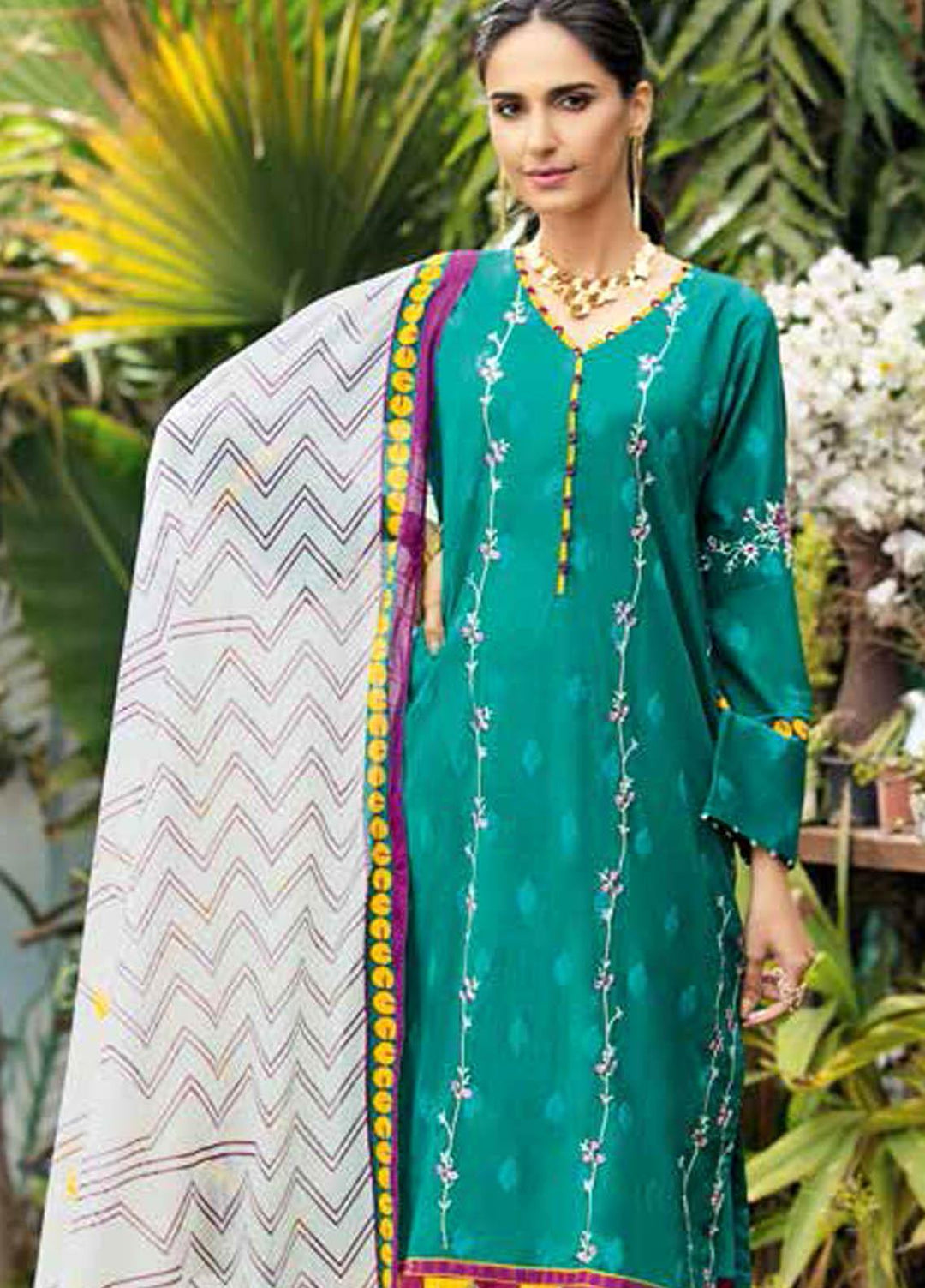 Gul Ahmed Embroidered Lawn Suits Unstitched 3 Piece GA21BL CL1220 - Summer Collection