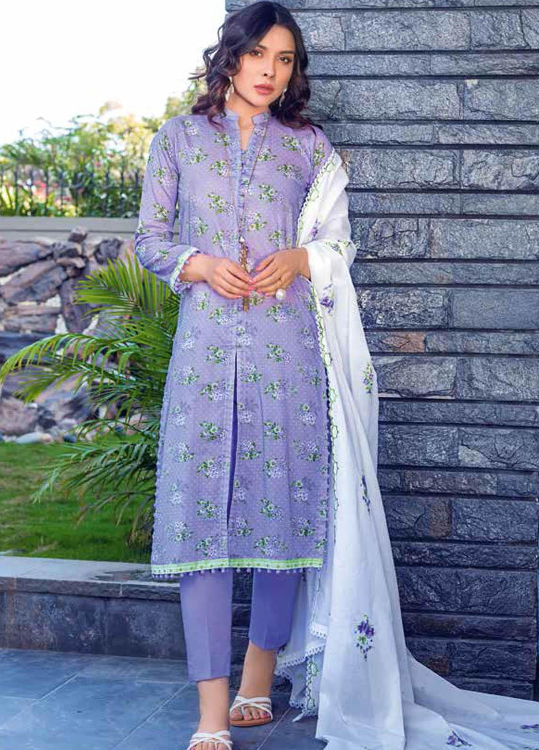 Gul Ahmed Embroidered Lawn Suits Unstitched 3 Piece GA21BL CL1227 - Summer Collection