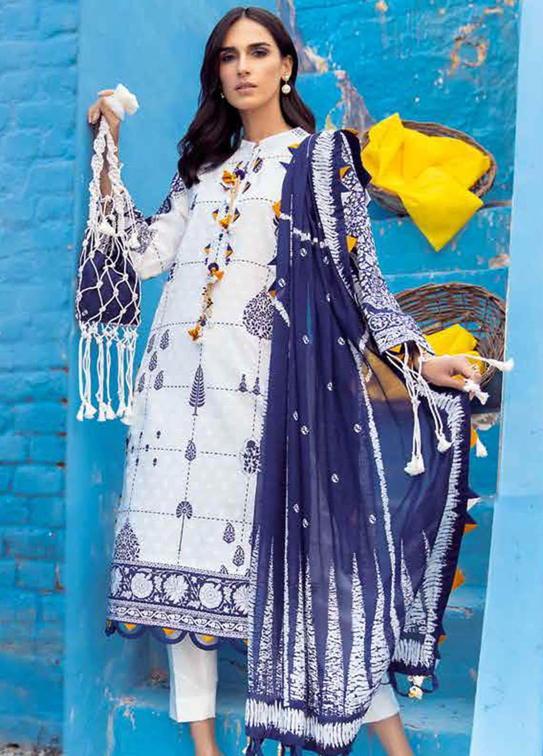 Gul Ahmed Printed Lawn Suits Unstitched 3 Piece GA21BL CL1257 - Summer Collection