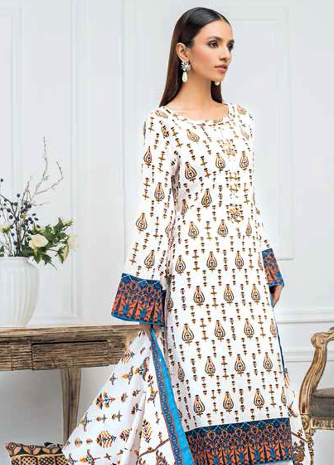 Gul Ahmed Printed Lawn Suits Unstitched 3 Piece GA21BL CL883A - Summer Collection