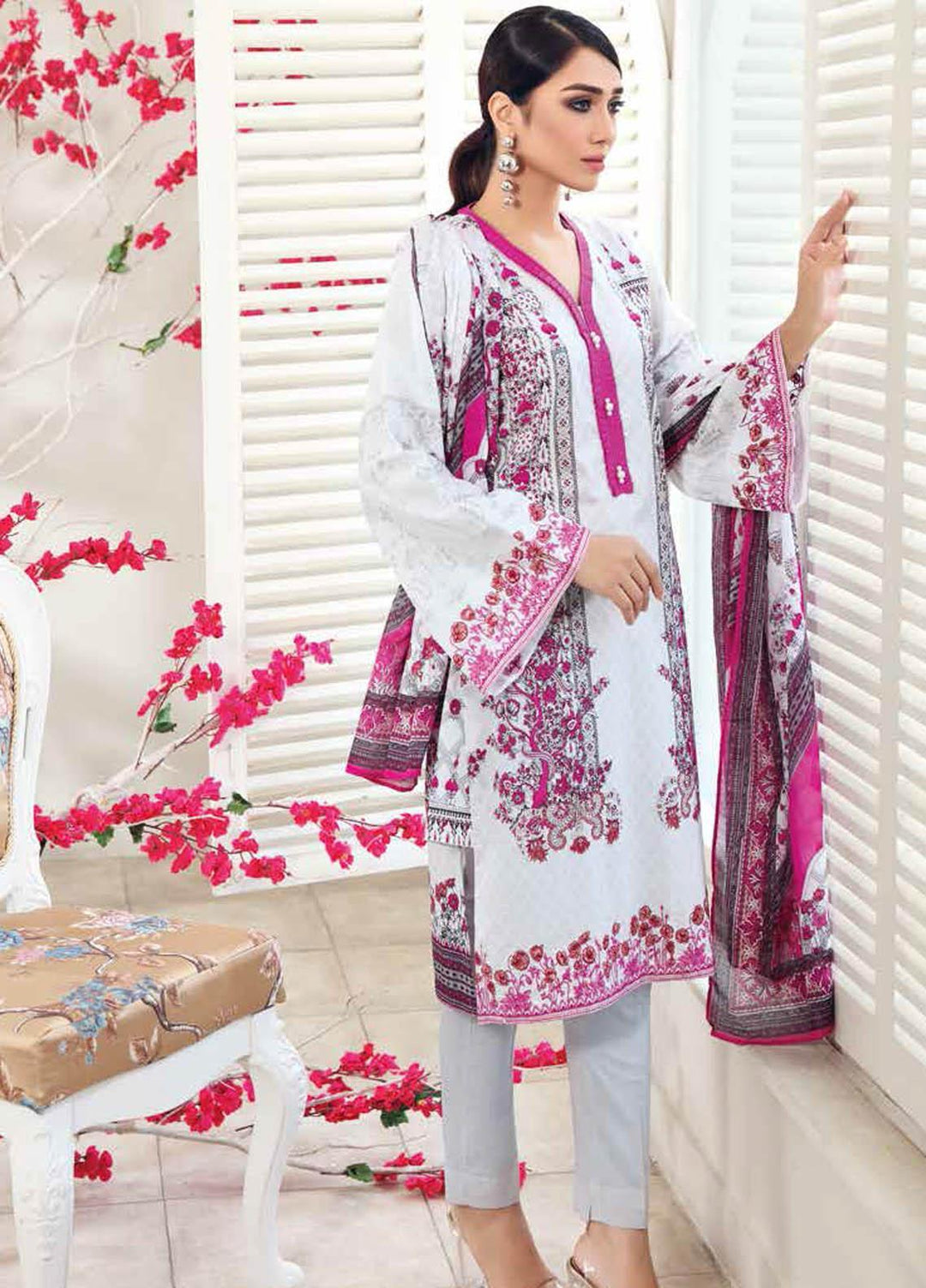 Gul Ahmed Embroidered Lawn Suits Unstitched 3 Piece GA21BL CL891 - Summer Collection