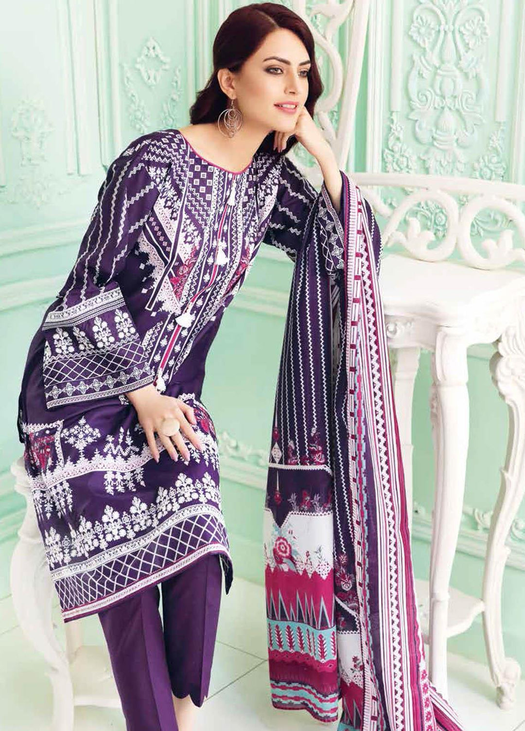Gul Ahmed Embroidered Lawn Suits Unstitched 3 Piece GA21BL CL989 - Summer Collection